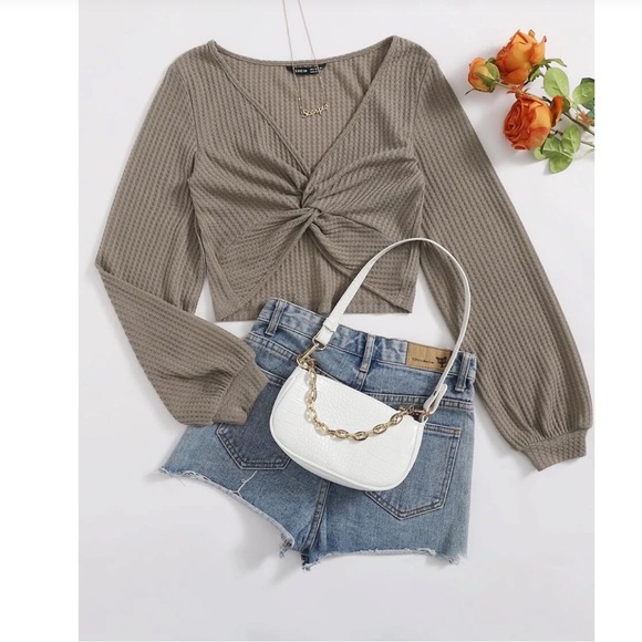 2 Piece SHEIN Crop Tops XS - Picture 2 of 11